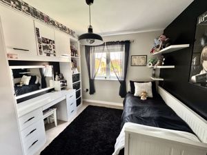 Photo 17- click for photo gallery